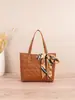 Bolso Tote Nuevo para Mujer Bolso de Mano 2026 Versátil Estilo Pañuelo de Seda Moderno Elegante Bolso de Hombro Gran Capacidad Bolso para Mujer
