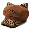 Novo Boina Octogonal Bordada Fofa de Orelha de Gato Chapéu Feminino Outono Inverno Circunferência da Cabeça Grande Versátil Emagrecedor Boina de Jovem