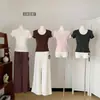 A Quantidade Certa de Pele à Mostra, Valoriza o Corpo e Emagrece, com Corte Reto nos Ombros