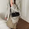 Textura Simple, Estampado de Lichi, Bolso Cuadrado Pequeño, Bolso de Mano Exquisito y de Alta Gama, Bolso Cruzado Retro Elegante para Oficinistas
