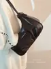Bolso de Textura Novedosa plateado para Mujer, Bolso de Hombro Cruzado de Moda Versátil, Diseño de Alto Nivel, Bolso de Media Luna para la Axila