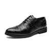 Sapatos Sociais Masculinos de Couro Novos para Primavera e Outono Moda Tendência Sapatos de Couro para Exterior Tamanho Grande Transfronteiriço Sapatos para Noivo