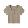 Camiseta de manga corta con cuello Henry para mujer, diseño único, adelgazante, hombro normal, top corto, camiseta interior de color liso con cuello en U
