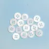 Botões de Concha de Água Doce Naturais Duplos Planos com Quatro Furos, Botões de Concha Coloridos, Botões de Concha de Rio Modernos para Suéteres