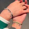 Pulsera de Cuerda Roja de Buena Suerte Flor de Ciruelo Cuerda para Pareja Simple Hecha a Mano Cuerda Tejida Paz y Alegría Regalo para Novia