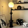 Lámpara de pie minimalista italiana para sala de estar, al lado del sofá, dormitorio, estudio lámpara decorativa, lámpara de mesa de diseñador de alta gama, ambiente