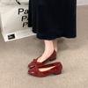 Sapatilhas Francesas Suaves com Laço e Salto Grosso para Mulheres 2025 Novo Costura para o Dia a Dia Estilo Elegante de Senhora Salto Médio Sapatos de Vovó