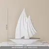 Ornamento Moderno Simples de Resina Vela Suave Velas para Decoração de Escritório Sala de Estar Armário de Vinho Presente de Mudança para Homens