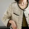 Chaqueta bicolor estilo Chanel, abrigo corto de tweed blanco de alta gama para primavera y otoño para mujer, nueva moda de otoño para mujer