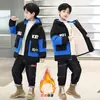 Casaco de Inverno Masculino 2026 Novo Modelo para Crianças Maiores, Parka Grossa Masculina de Inverno com Forro de Fleece e Jaqueta de Algodão com Pelo de Coelho