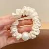 Scrunchie de cetim plissado estilo coreano para mulheres, novo modelo 2026, alta elasticidade, prendedor de cabelo durável, faixa de cabelo, acessório de cabelo elástico