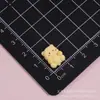 Mini figuras de animales de dibujos animados, incluyendo ositos de peluche y pandas, accesorios adhesivos de color crema, materiales para fundas de teléfono y pasadores para el cabello DIY, al por mayor