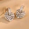Aretes de Corazón Microincrustados con Circonita Baño de Oro Real Nuevo Estilo Joyería de Moda Pendientes de Diseño de Lujo Accesible para Mujer