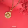 Colar com Pingente de Girassol com Pontos Vermelhos e Verdes Diamante Loja Dourada Mesmo Estilo Substituição Pingente Banhado a Cobre Ouro K Corrente para Suéter Atacado