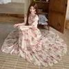Traje floral estilo resort francés para mujer, puro y suave, top de hombros descubiertos con una falda de dobladillo amplio, falda larga con un ambiente atmosférico
