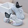 Zapatos Infantiles 2026 Nuevos Tenis de Dibujos Animados de Primavera para Niños, Zapatos Casuales de Malla de Princesa, Zapatos Yeezy