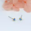Brincos de Prata 925 Femininos Leve Luxo ins Estilo Frio Geométricos com Diamante Design Nicho Retro Estilo Hong Kong Brincos de Flor