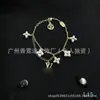 Colección de Llegadas Diarias: Dior, Chanel, Lv, Gucci, Tiffany Pulseras, Pendientes, Collares, Broches, Mayoreo de Marca