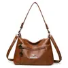 2026 Nueva Bolsa de Comercio Exterior para Mujer Piel Suave Bolsa para Madres Bolso de Hombro Cruzado Bolso Simple y Elegante para Mujeres de Mediana Edad