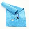 Toalla deportiva personalizada de microfibra de secado rápido con logotipo bordado para maratón, yoga, fitness y absorción del sudor.