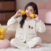 Los pijamas populares de este año para niñas son de algodón nube para primavera y otoño, de manga larga, dos piezas, para casa, para niñas pequeñas.