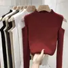 Camisa básica feminina de gola alta média para primavera e outono, com um design único e estiloso, adequada para usar em camadas sob um suéter, top de tricô afunilado e ombro a ombro