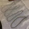 Collar de Perlas Grises de Alta Gama~Lujo Accesible Retro y Moderno Accesorios de Cadena para Suéteres Nuevos Otoño e Invierno 2026