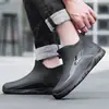 Botas de lluvia impermeables y antideslizantes, engrosadas y duraderas, diseño de caña corta, modernas, cálidas, con suelas gruesas, estilo para hombre, forradas de polar, botas de pesca ligeras