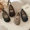 Sapatos de Ponto Femininos Estilo Coreano Retrô Sapatos Únicos Outono Novidades Sapatos de Princesa para Crianças Sapatos Femininos com Laço Solado Macio Sapatos de Couro para Bebê