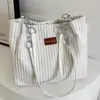 Bolso Tote de Pana Estilo Universitario para Mujer, Directo de Fábrica, de un Solo Hombro, Bolso Mediano para Debajo del Brazo con Cadena, Bolso de Moda para el Trabajo
