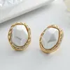 Pendientes de Botón Geométricos Retro de ABS con Perlas de Imitación, Pendientes Metálicos de Alta Gama para Mujer, Pendientes Sencillos y Versátiles para el Día a Día con Estilo Elegante