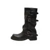 Nuevas Botas Cortas Adelgazantes Versátiles Otoño/Invierno 2026 Aumentadoras de Altura Correa de Cuero Hebilla Cuadrada Botas de Jinete de Media Pantorrilla Botas Arrugadas