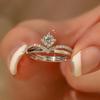 Anillo de Plata S925 con Corona Transfronteriza con Moissanita para Mujer, Mismo Estilo que en Xiaohongshu, Anillo de Boda de Lujo Ligero Chapado en Oro de Cuatro Garras