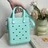 Bolso de Mano para Mujer 2024 Bolso de Agujeros Eva Bolso de Mano Portátil para Viajar Bolso de Agujeros Almacenamiento Bolso Cuadrado Pequeño
