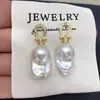 Pendientes de Perlas de Agua Dulce Naturales Zhuji para Mujer, Diseño de Cola de Pez Herradura Barroca, Pendientes con Circonita Microincrustada Venta al por Mayor