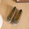 Outono de 2026 Novos Sapatos Rasos Femininos de Veludo com Laço Bico Redondo Confortáveis Sapatilhas WK208-20
