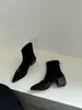 Botas AII GUIFEI retro francesas de bico fino com salto grosso para mulheres, novo modelo outono 2026, botas justas com zíper traseiro