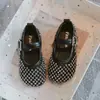 Sandalias para Niña Zapatos Mary Jane de Piel 2026 Primavera y Verano Nuevos Elegantes Zapatos Plateados de Princesa Zapatos de Cristal para Niñas Pequeñas