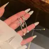 Brincos de Zircônia em Forma de Laço e Coração para Mulheres, Estilo Coreano, Luxo Leve, High-End, Tarrachas Elegantes, Presilhas para Orelha sem Furo