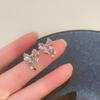 Brincos de Zircônia com Laço Brilhante Estrela Cadente para Mulheres Design de Nicho Elegante Luxo Leve Chegada Nova 2024 Brincos para Mulheres