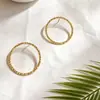 Pendientes de Aro Grandes con Patrón de Diamantes Dorados Estilo Europeo y Americano para Mujer, Diseño Exagerado que Hace que la Cara Parezca Más Pequeña, Pendientes de Aro, Artículo Popular Transfronterizo, Nuevo Modelo de Verano