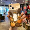 Popular em Sites Independentes: Capa de Celular Vintage Pastoral Caveira Fantasma Halloween para iPhone 16 com Ilustração de Abóbora, Capa Macia Fosca
