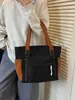 Bolso de pana a rayas retro de gran capacidad para invierno, bolso tote color-block nuevo 2026, bolso de hombro texturizado