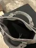 Bolso de Motocicleta de Piel de Vaca Esmerilada Remache Bolso de Mano Moda Retro Bolso Cruzado 2025 Nuevo Bolso de Piel Genuina para Mujer Venta al por Mayor