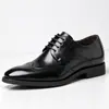 Zapatos de Vestir Formales de Cuero con Cordones Brogue Color de Fábrica Limpiado para Hombre En Stock Tallas 39-48 Pedidos Pequeños Devolución Rápida