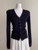 Elegante cárdigan de punto negro con cuello en V adelgazante estilo francés para mujer, chic de principios de otoño, top básico ajustado de manga larga