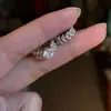 ¡Súper Brillante! Cuffs para Orejas de Diseño Único para Caras Cuadradas y Redondas, Set de Cuff para Orejas Versátil de Alta Gama para Mujeres Sin Perforaciones