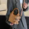 Bolso Cruzado Retro Versátil de Nicho Moda Cubo Corazón Súper Caliente Diseño de Lunares Hombro Único Estilo Coreano 2026 Bolsa para Mujer