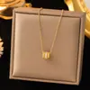 Collar de acero de titanio que no se decolora, joyería de nicho para mujer que combina con todo, cadena de suéter de celebridades de Internet exquisita de alta gama, colgante de cobre simple