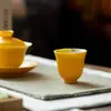 Taza de Té de Cerámica con Peonías Pintadas a Mano en Amarillo Limón, Color Bajo Esmalte, Juego de Té Kung Fu Completamente Pintado a Mano, Taza Individual para Uso Doméstico